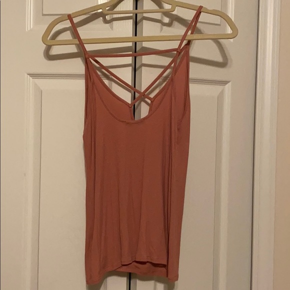 low cut tank top - Picture 2 of 2
